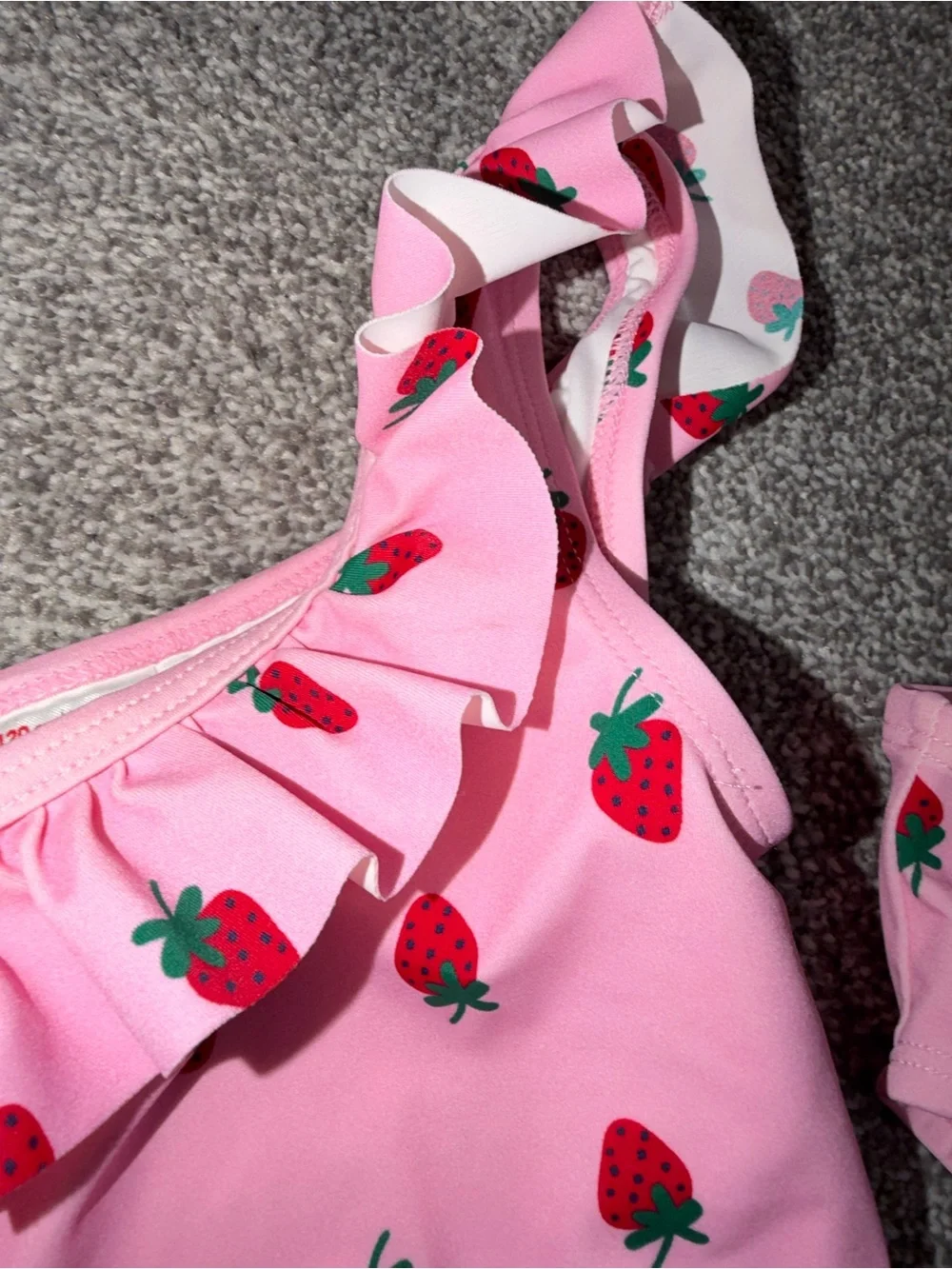 Hanna Andersson Strawberry One Shoulder swim suit 6-7 years